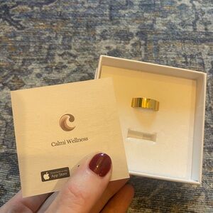 Calmi Wellness Gold Band Ring